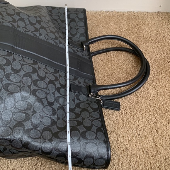 Coach - Picture 8 of 15